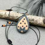 „NOEMI” wisiorek z glinki polimerowej - „NOEMI” wisiorek z glinki polimerowej