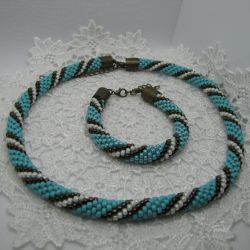 Komplet szydełkowo-koralikowy turkusowy