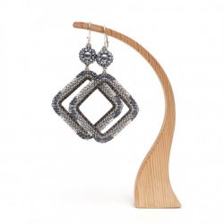 Ręcznie szyte kolczyki Luna