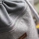 Szary worek plecak z przednią kieszenią bukla - 