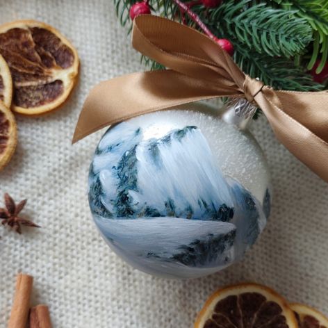 Ręcznie malowana bombka "zimowe Tatry" (4), 10 cm