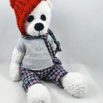 PIOTRUŚ - szydełkowy misiek, personalizacja - 