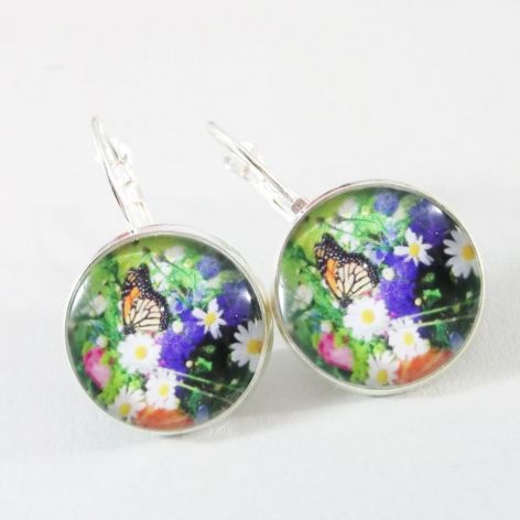 Motyl wśród kwiatów: kolczyki