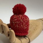Ozdoba na choinkę, mini-czapeczka - Ozdoba na choinkę, mini-czapeczka, czerwono-złota