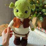 Maskotka Shrek, Prezent na Mikołaja, Przytulanka dla dziecka - Wysokość Shreka około 33 cm.
