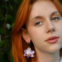 Kolczyki z prawdziwą orchideą w żywicy kwiaty biżuteria