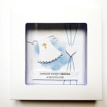 Kartka na Chrzest z szatką niebieska handmade - Pamiątka Chrztu w ozdobnym pudełku
