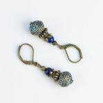 Kolczyki orientalne z lapisem lazuli, niebieaka patyna, antyczny brąz - Kolczyki orientalne z lapisem lazuli, niebieaka patyna, antyczny brąz