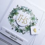 Skromna kartka komunijna z wiankiem handmade - Delikatna kartka komunijna biało-zielona