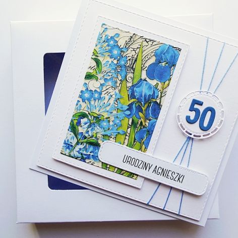 Kartka na urodziny z liczbą niebieskie kwiaty 