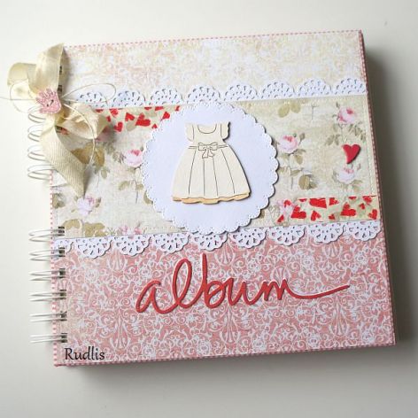 Wesoły album dla dziewczynki