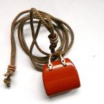 Wisiorek - torebka, mokait czerwony, jaspis - 