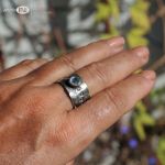 Księżycowe kropki - srebro i kamień księżycowy