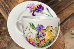 Porcelanowa filiżanka ze spodkiem ręcznie malowana Irysy