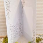 Różana pamiątka komunijna - środek kartki